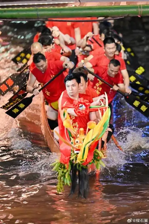 佛山龙舟竞渡催生篮球热血:CBA季后赛赛程激战正酣,球星数据引爆新赛季